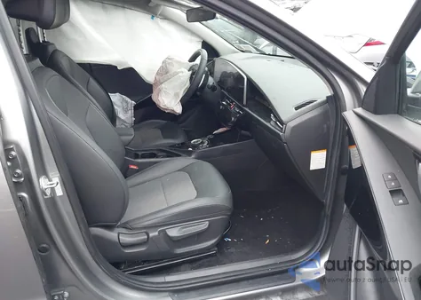 2024 Kia Niro Ev Wind z USA, uszkodzony, nr VIN KNDCR3L1XR5081758